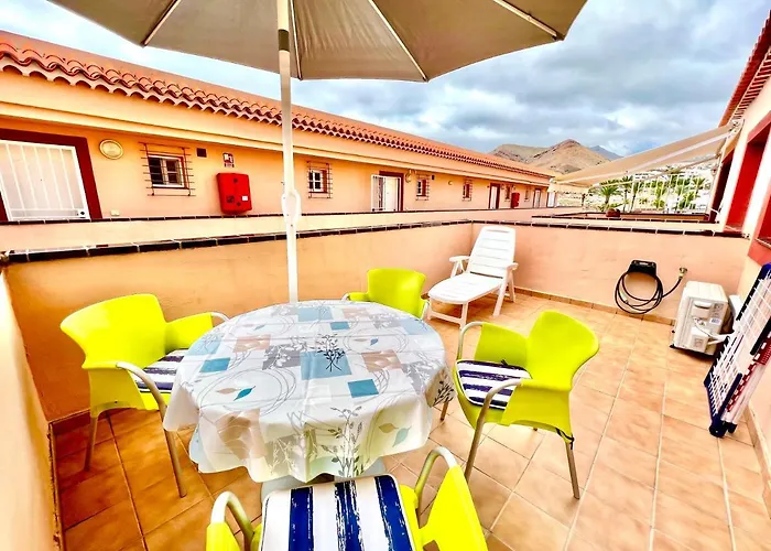 Cozy 2bd In Cristianos, The Heights * Los Cristianos (Tenerife)