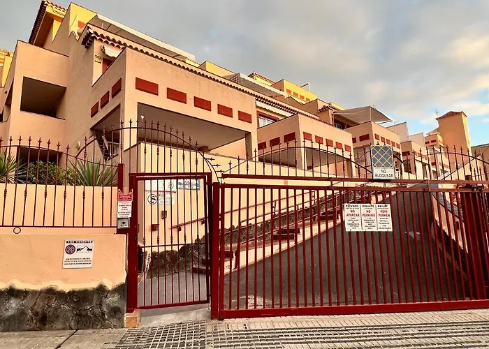 Apartment Cozy 2bd In Cristianos, The Heights