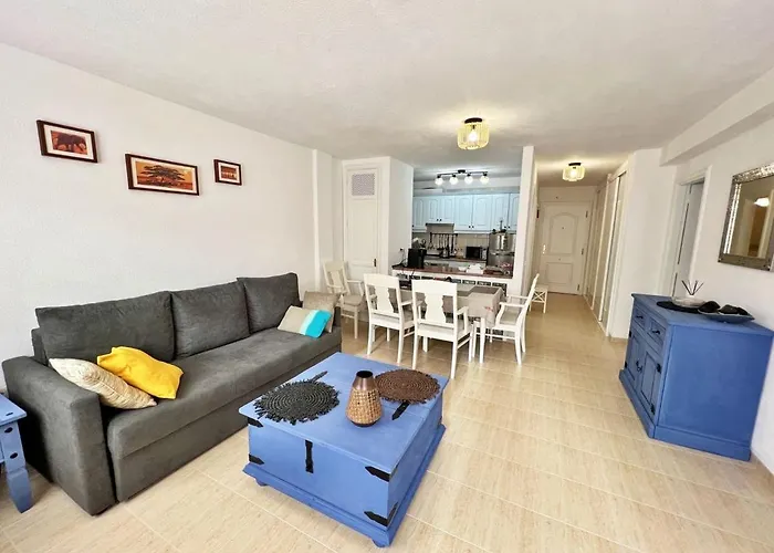 Cozy 2bd In Cristianos, The Heights * Los Cristianos (Tenerife)