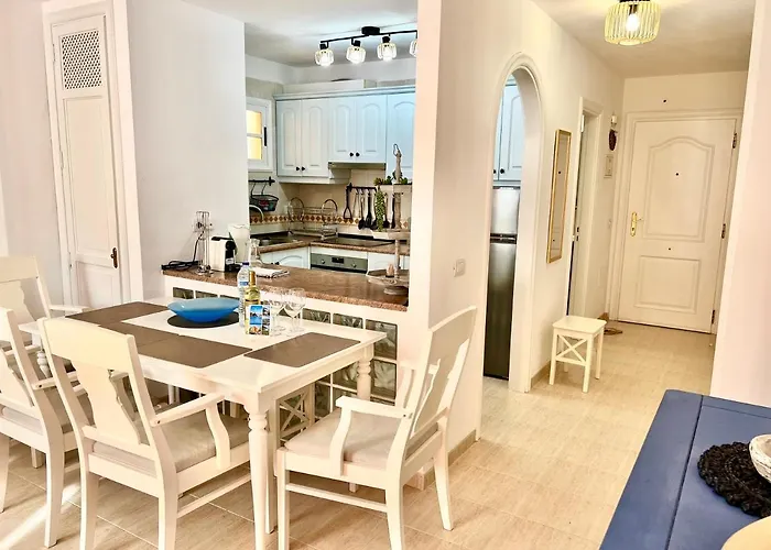 Lägenhet Cozy 2bd In Cristianos, The Heights *