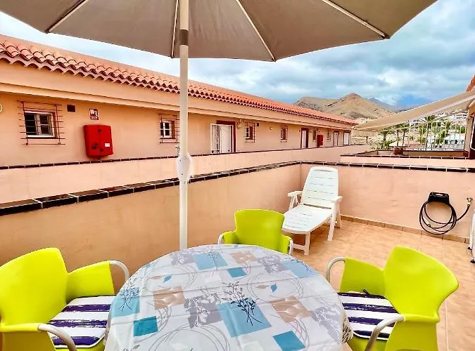 Cozy 2bd In Cristianos, The Heights