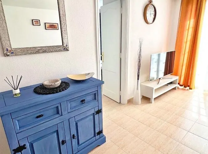 Cozy 2bd In Cristianos, The Heights