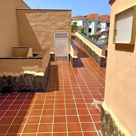 Cozy 2bd In Cristianos, The Heights Appartement